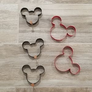 Mickey mouse cookie cutter set